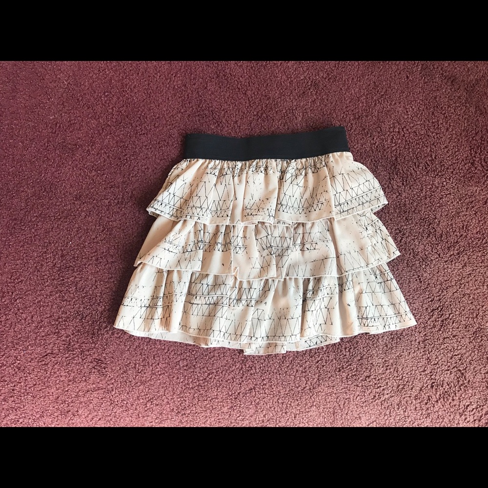 Woman’s Dress skirt - Picture 2 of 3